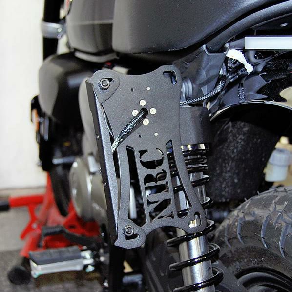 モンキー125 ブラックテールライト ウィンカー付き NRC製 MONKEY125 用 LEDフロントウィンカー｜AxxL