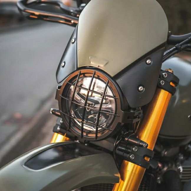 トライアンフtriumph 2023スクランブラー900 ヘッドライトベゼル スクランブラー 900（2023-） 現行モデルカタログ | バージントライアンフ