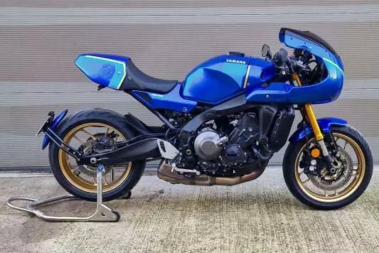 ヤマハ XSR900 2022- シートカウル 未塗装 S2コンセプト | バイク