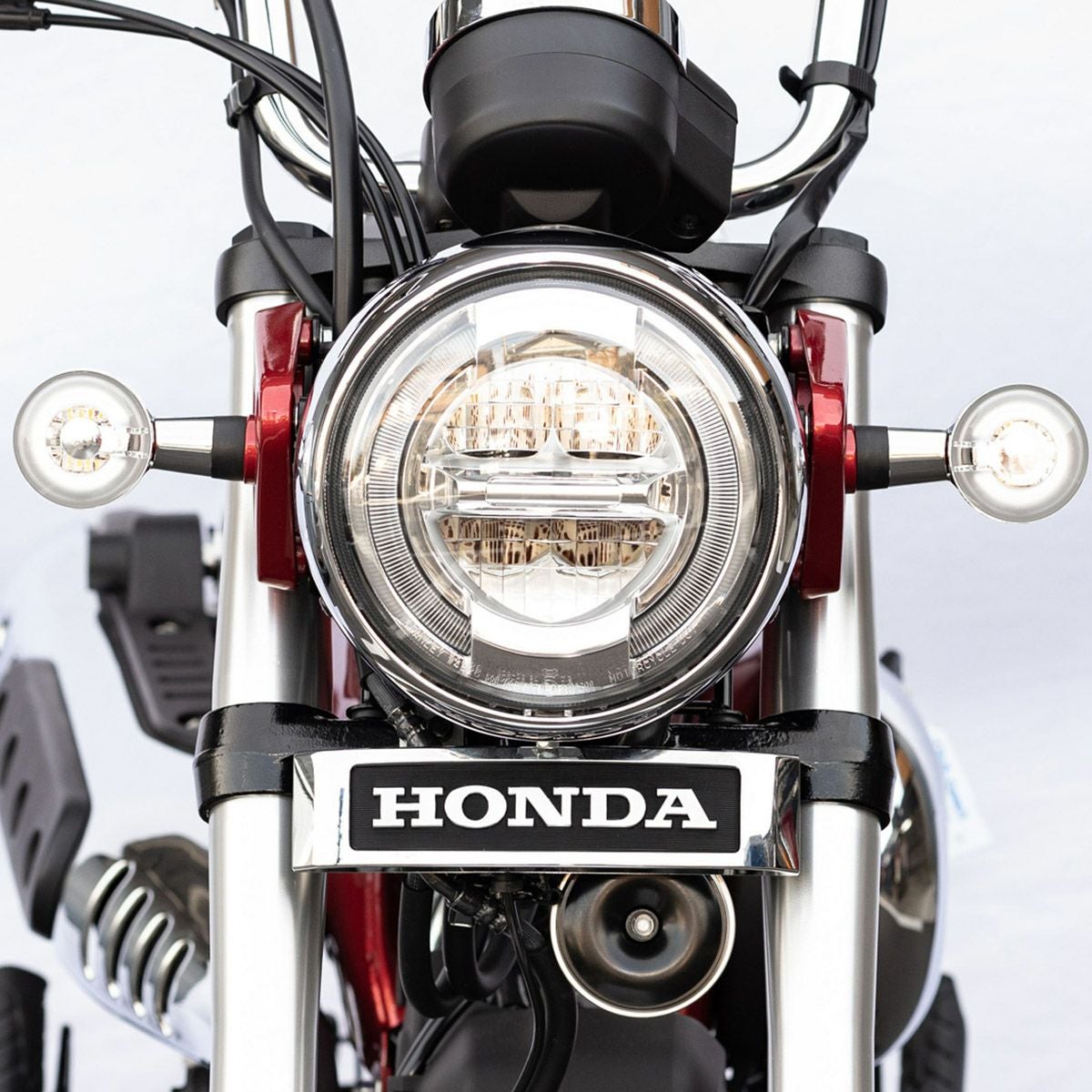 ホンダ DAX125 エンブレムステーセット キジマ KIJIMA | バイク