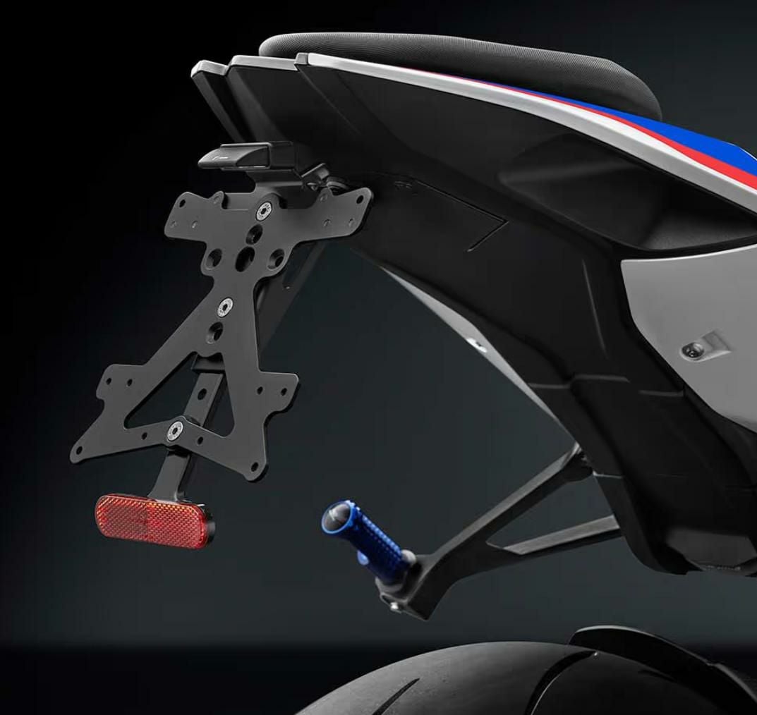 rizoma 汎用ミラー 「NAMIC Street」 」 右側 リゾマ | バイクカスタム
