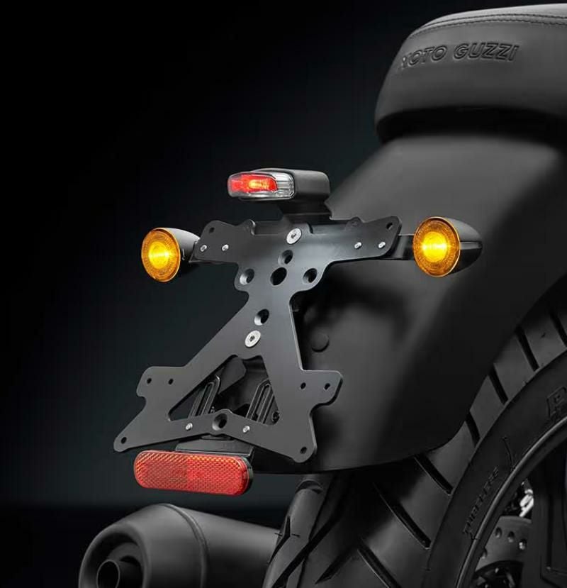 モトグッチ V7 MarkⅢ スクリーン クラシックS3 ダークスモーク DART