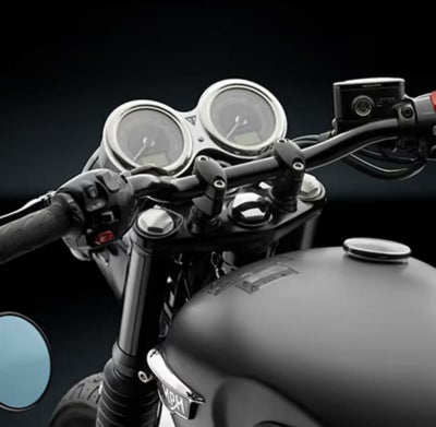 トライアンフ ボンネビルT100/T120 ハンドルバーライザー クランプ径 