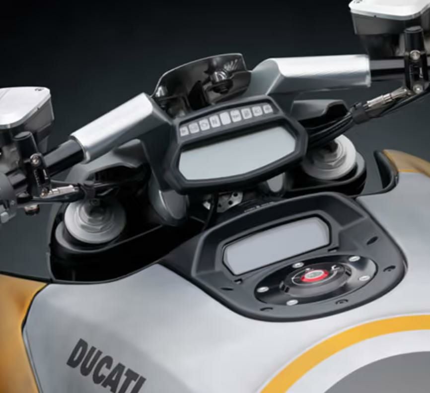 DUCATI ディアベル ガソリンタンクキャップ リゾマ | バイクカスタム