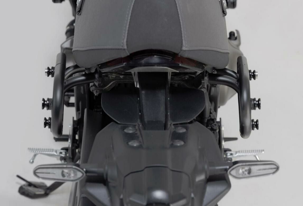 ヤマハ XSR900 2022- サイドバッグ ステー付 レジェンドギア ブラウン