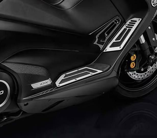 T-MAX 530DX/SX/560 フットレストパネル リアサイド リゾマ RIZOMA_1