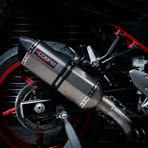sv 650 アクラポビッチ　サイレンサー Slip-On Exhaust Muffler AKRAPOVIC LINE Carbon SUZUKI SV 650 N 2016