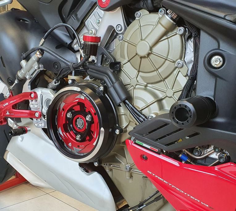 ストリートファイター V4/V4S クラッチカバー キット CNC Racing ストリートファイター V4/V4S クラッチカバー キット ナチュラル CNC