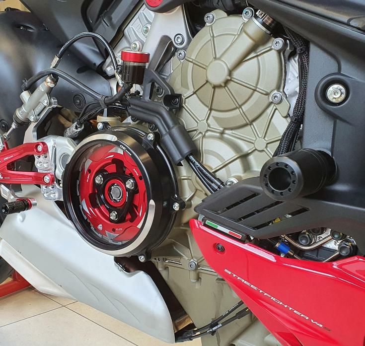 ストリートファイター V4/V4S クラッチカバー キット ブラック CNC