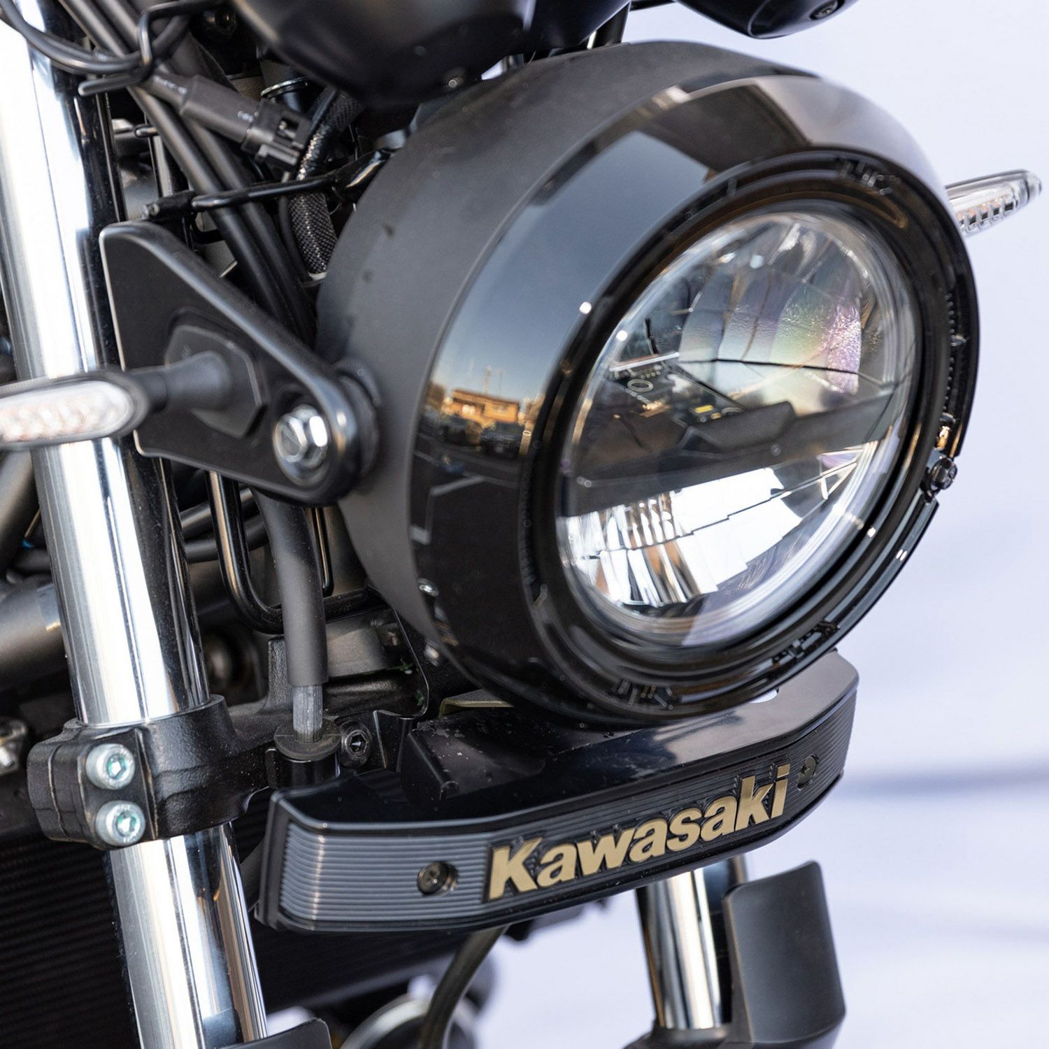 カワサキ Z650RS エンブレムステー KIJIMA | バイクカスタムパーツ専門