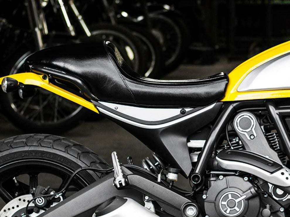 DUCATI scrambler サイドカバー Ducati スクランブラー サイドカバー ブラック モーターロック