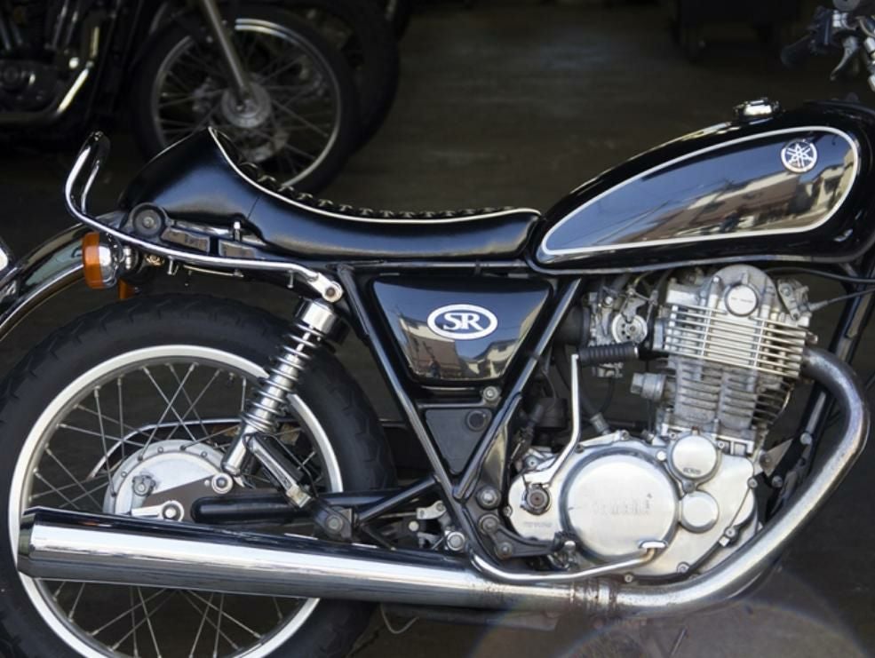 SR400　カフェシート ヤマハ SR400/500 カフェレーサーシート Type4 モーターロック