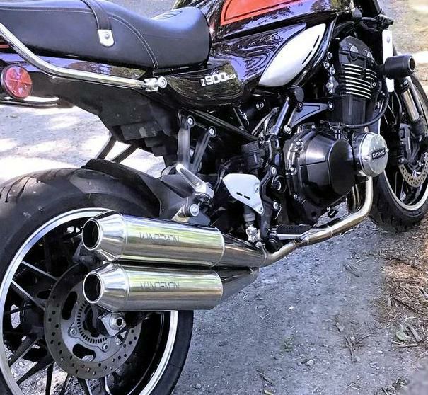 みーとー　z900rs パーツ　4点セット カワサキ Z900RS/CAFE 4本出しマフラー(レース専用) ブラック DOREMI