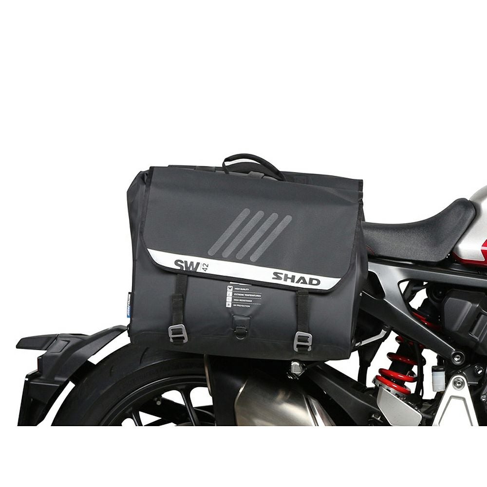 SHAD SW42 アドベンチャー 防水サイドバッグセット 片側25L | バイク