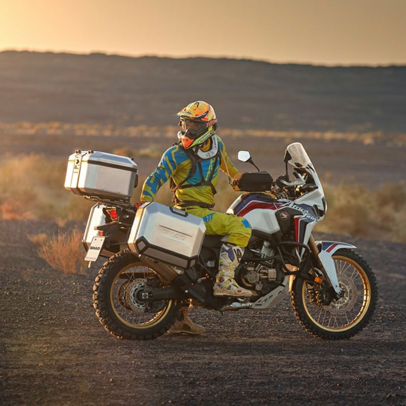 SHAD TR37 TERRA アルミトップケース 37L (シルバー) | バイクカスタム