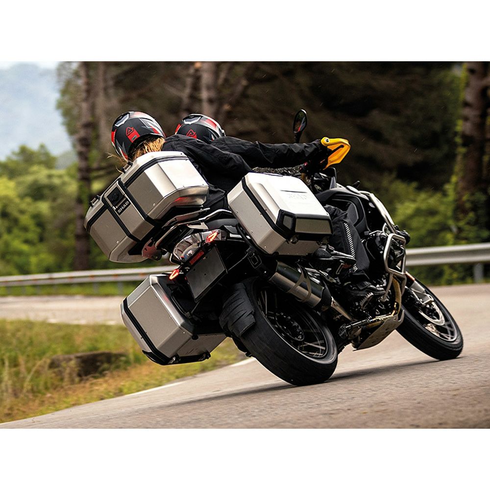tttr　　ケース ジッピーパース SHAD TR55 TERRA アルミトップケース 55L (シルバー) | バイクカスタム