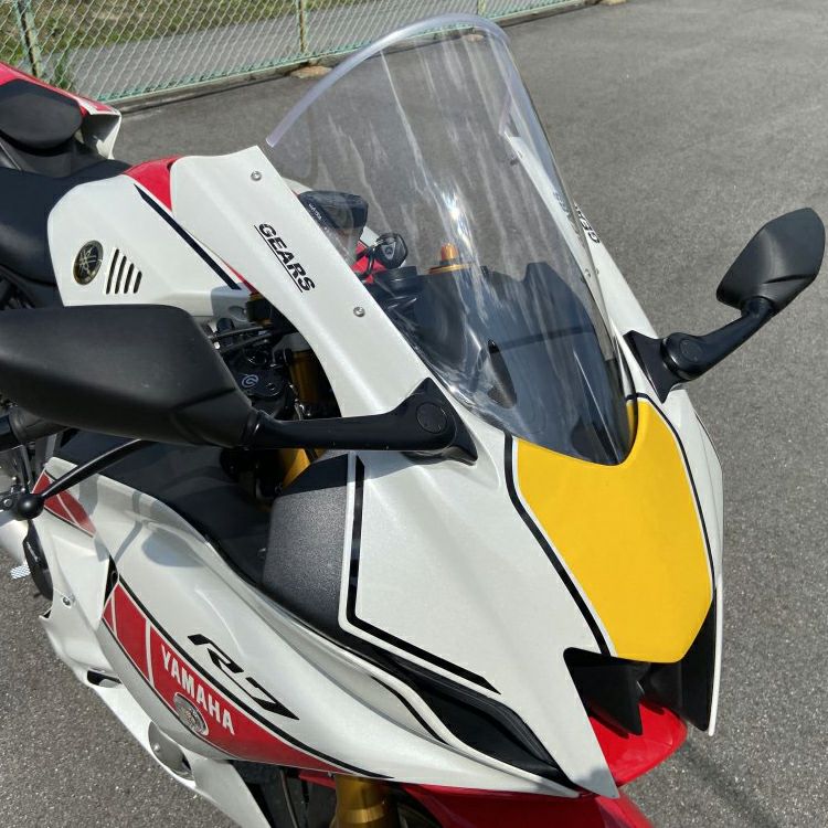 YZF-R7/YZF-R6 レーシングスクリーン スモーク プーチ Puig | バイク