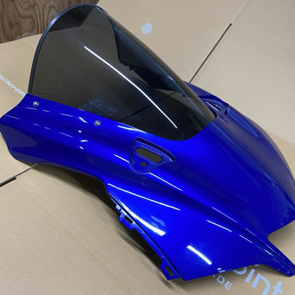 ヤマハ YZF-R1 スクリーン(スモーク) ACRY Point | バイクカスタム