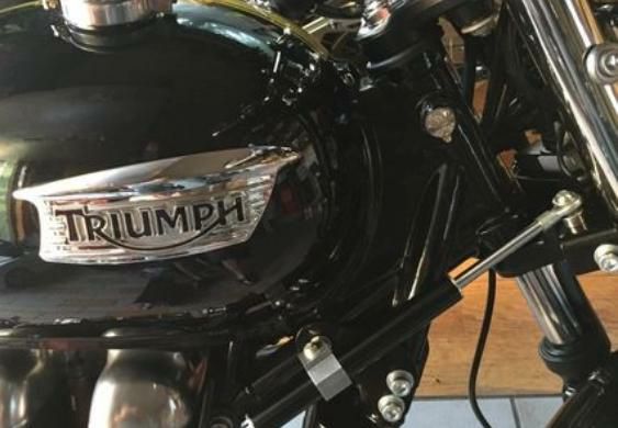 空冷 ボンネビル T100 スラクストン スクランブラー 2000-2016 左側