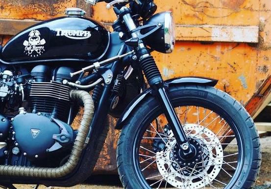 空冷 ボンネビル T100 スラクストン スクランブラー 2000-2016 左側 空冷 ボンネビル T100 スラクストン スクランブラー 2000-2016 左側