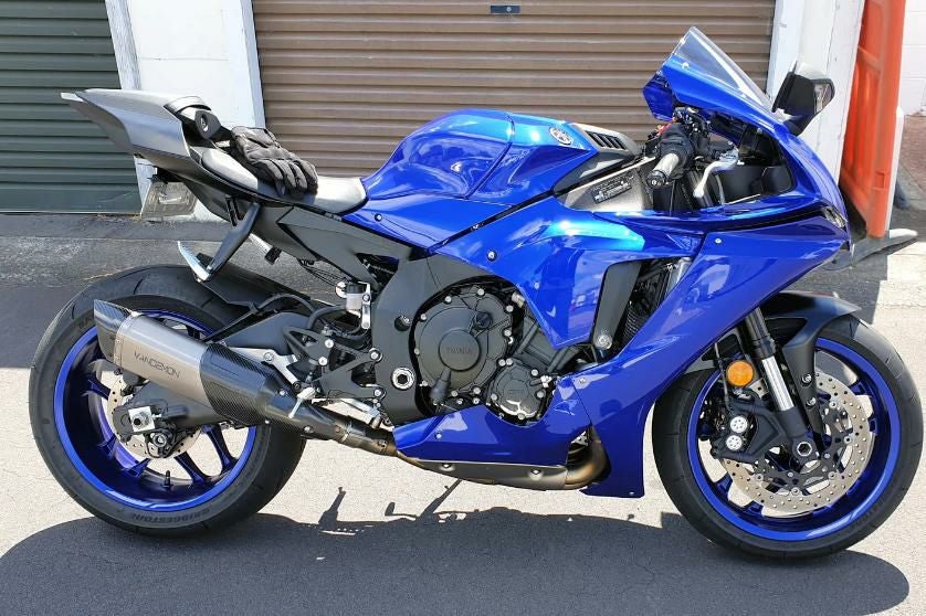 YZF-R1/-R1M 15-23 チタン/カーボン フルエキゾースト マフラー YZF-R1/-R1M 15-23 チタン/カーボン フルエキゾースト マフラー