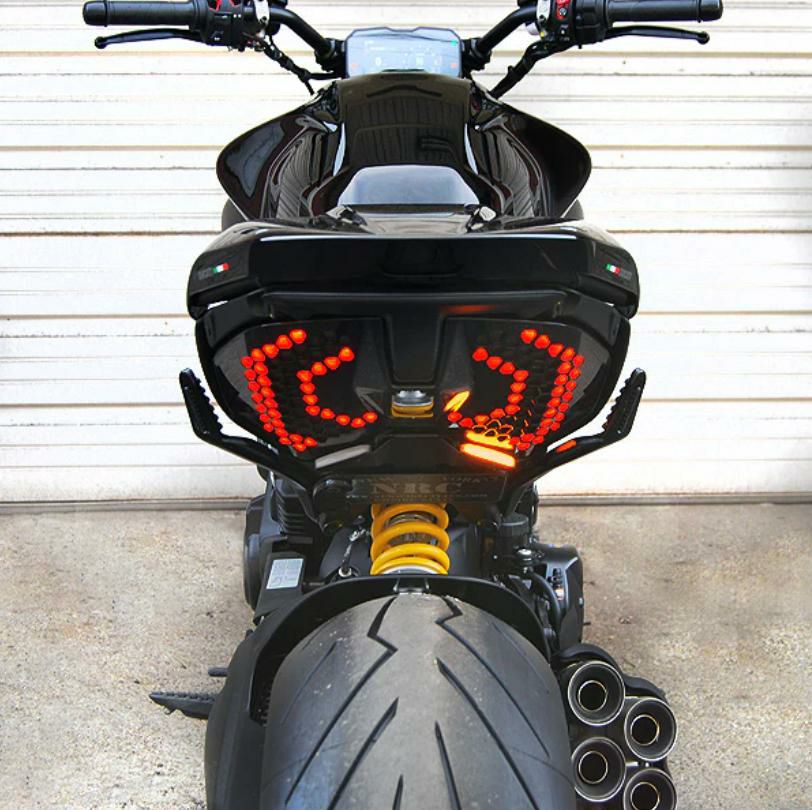 MS PRODUCTION Ducati DIAVEL リアフェンダー Carbon rear fender - Ducati Diavel V4