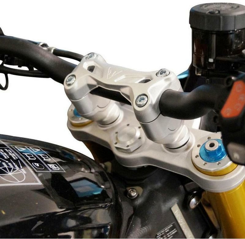 トライアンフ  スピードトリプル1200RS ハンドル ライザー 25mmUP  VOIGT MOTO TECHNIK_1