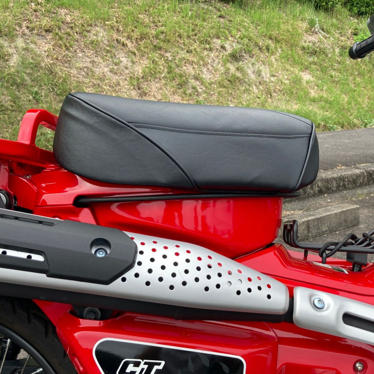 CT125 ハンターカブ Gocシリーズ ゲル入りシートカバー (ブラック