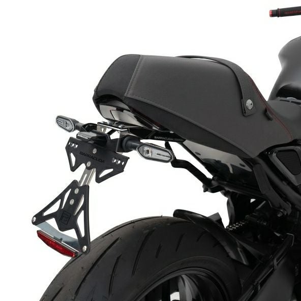 ヤマハ XSR900 (2022-) フェンダーレスキット BARRACUDA(バラクーダ