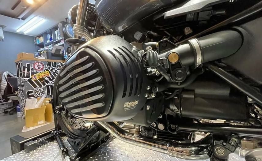 BMW RnineT 2014～2020 シリンダーヘッドカバー エンジンガード 左右