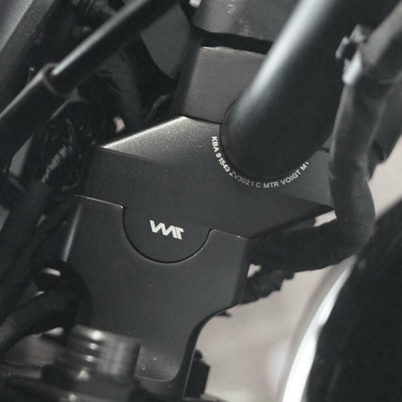 GSX-S 750 ハンドルバーライザー 30mmUP 21mmOffset ブラック VOIGT