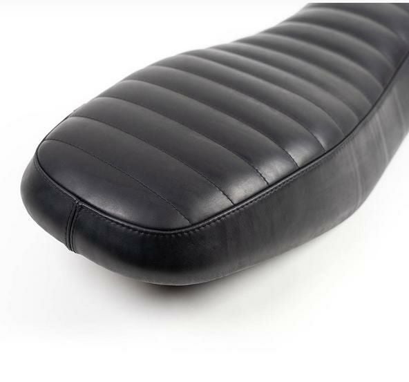V7 850 ブラックレザー/クラシックステッチ シート BAAK モトグッチ