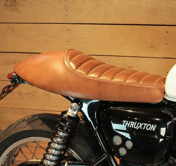 Free Spirits トップブリッジ シルバー Thruxton R/RS | バイク