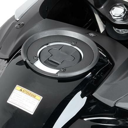 GIVI ハヤブサ,SV650, V-Strom, GSX-S1000/GT タンクバッグ