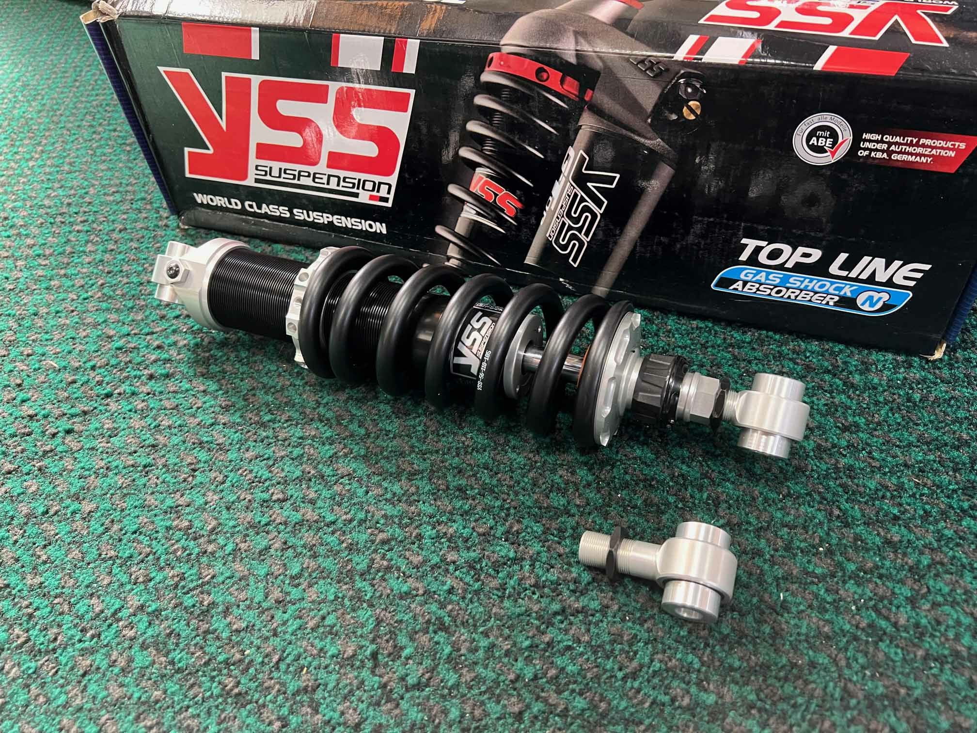 BMW R18 & Classic YSSサスペンション ローダウン仕様 KERTS | バイク