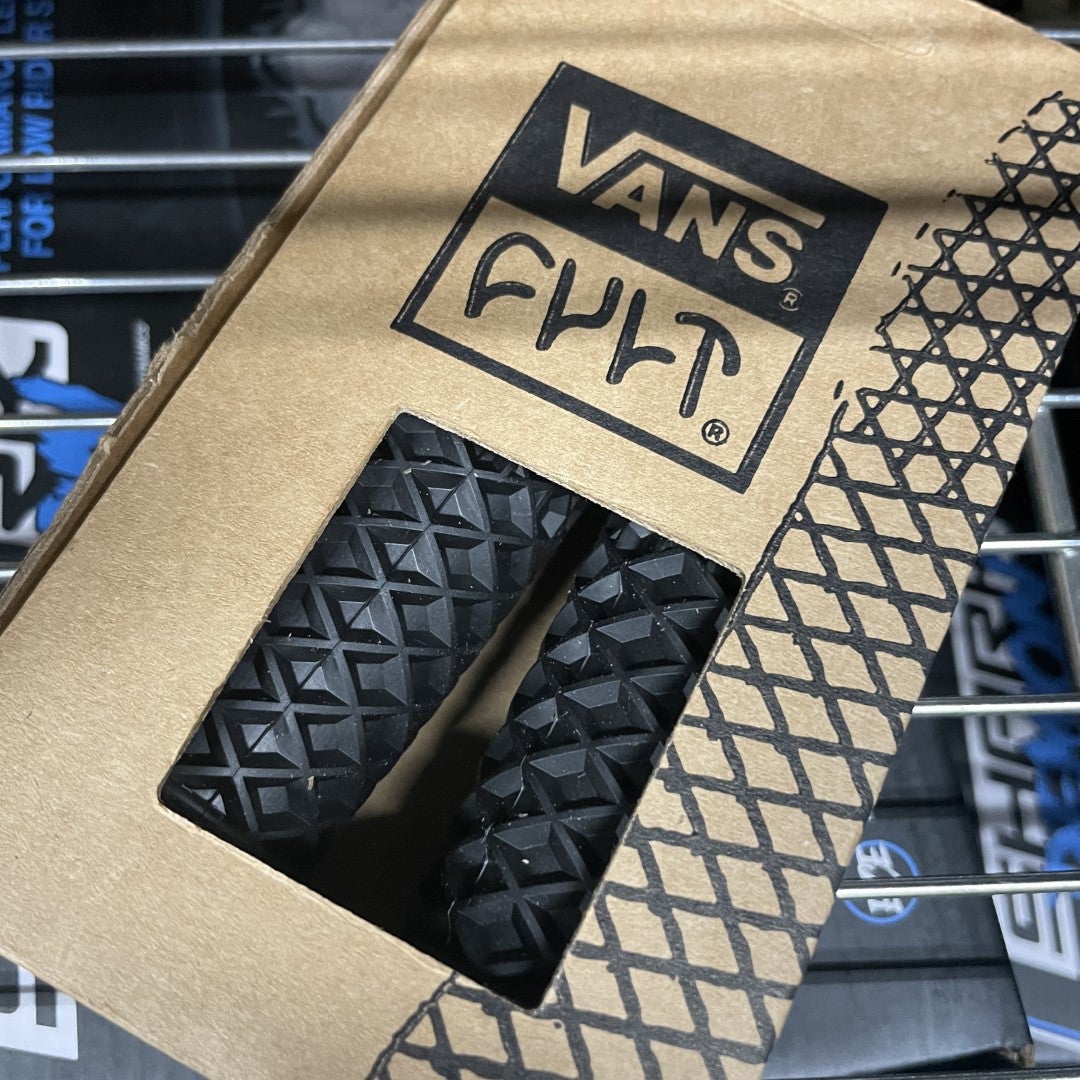 ODI x VANS x CULT グリップ 1インチ(25.4mm) ブラック | バイク