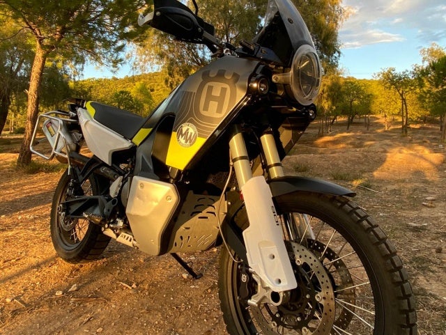 ハスクバーナ ノーデン スキッドプレート