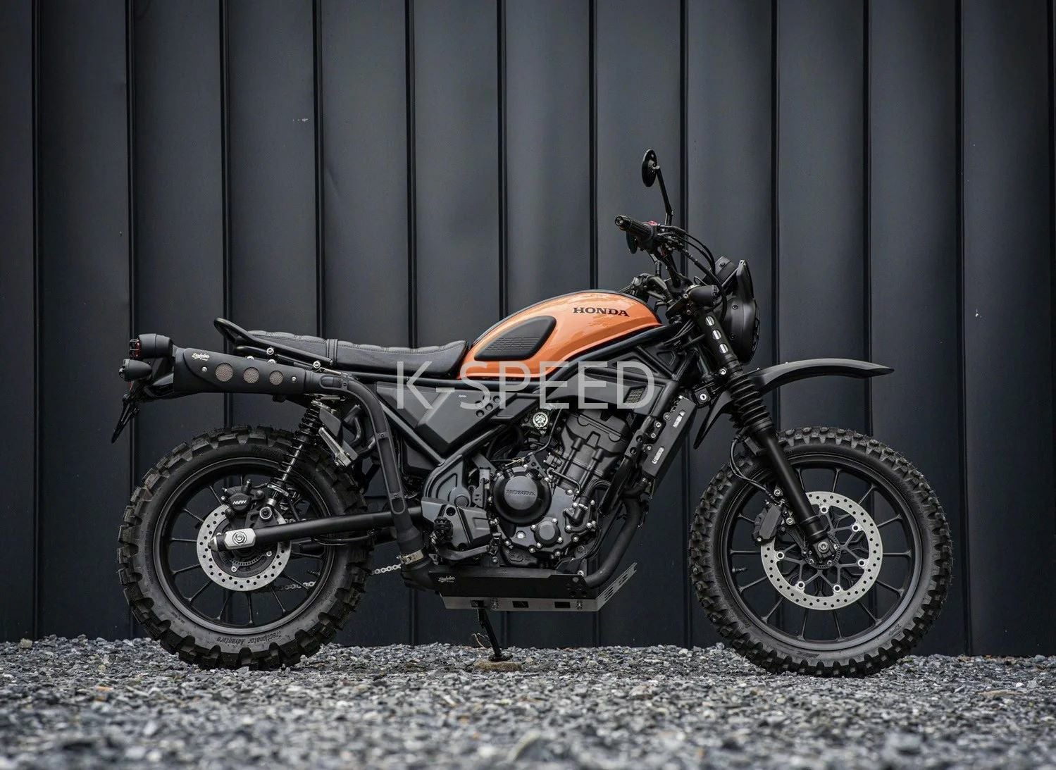 ホンダ CL250/500 レトロスクランブラー スリップオンマフラー
