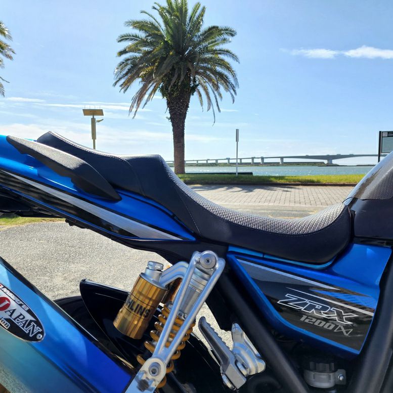 ZRX1200DAEG/1200R/1100 LOWシート ゲル入り 