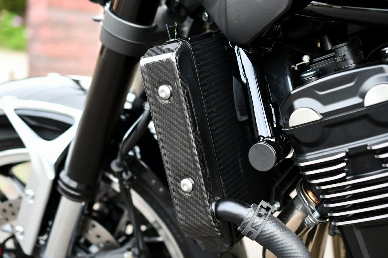 Z900RS ラジエーターサイドカバー 左右セット ドライカーボン SPEEDRA