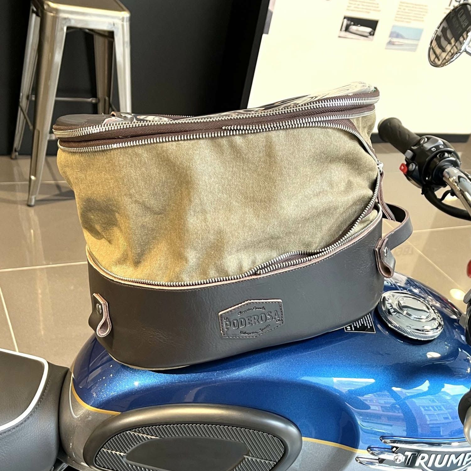 PODEROSA FEZ マグネット付タンクバッグ 19L (ベージュ/ブラウンレザー