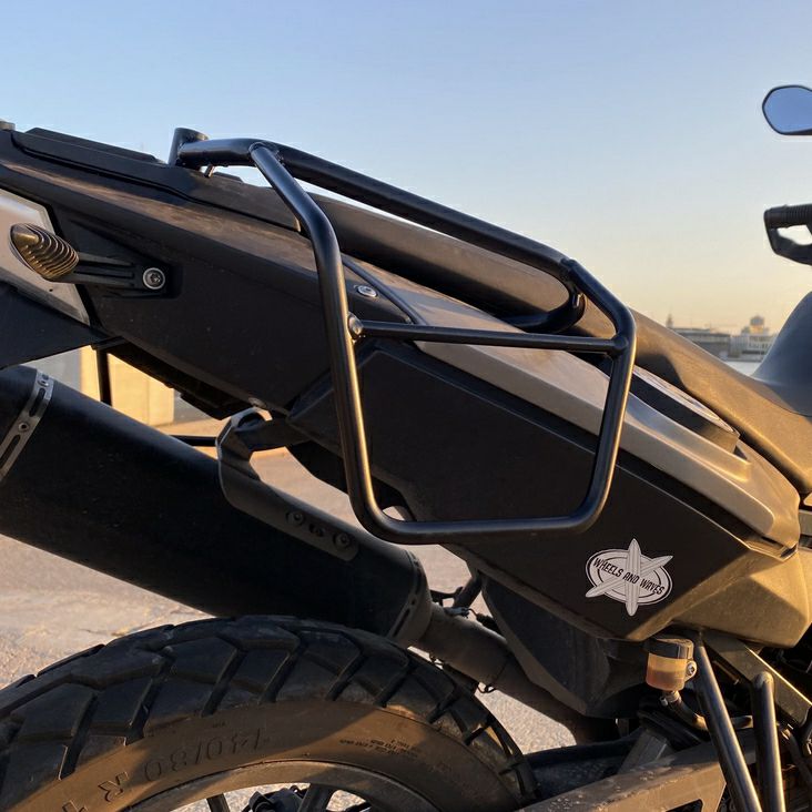 Akrapovic (アクラポヴィッチ) スリップオン マフラー F650GS F700GS