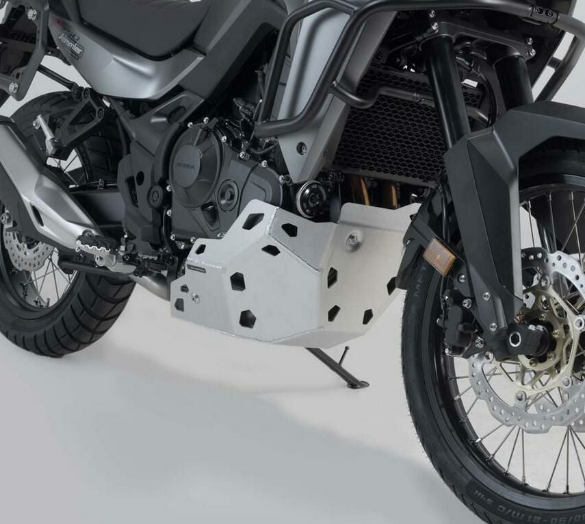 トランザルプ XL750 アルミスキッドプレート シルバー SW-MOTECH
