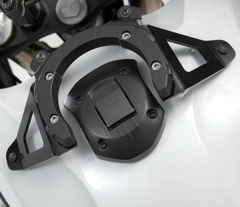 テネレ700 EVO タンクバッグ アダプター SW-MOTECH_1