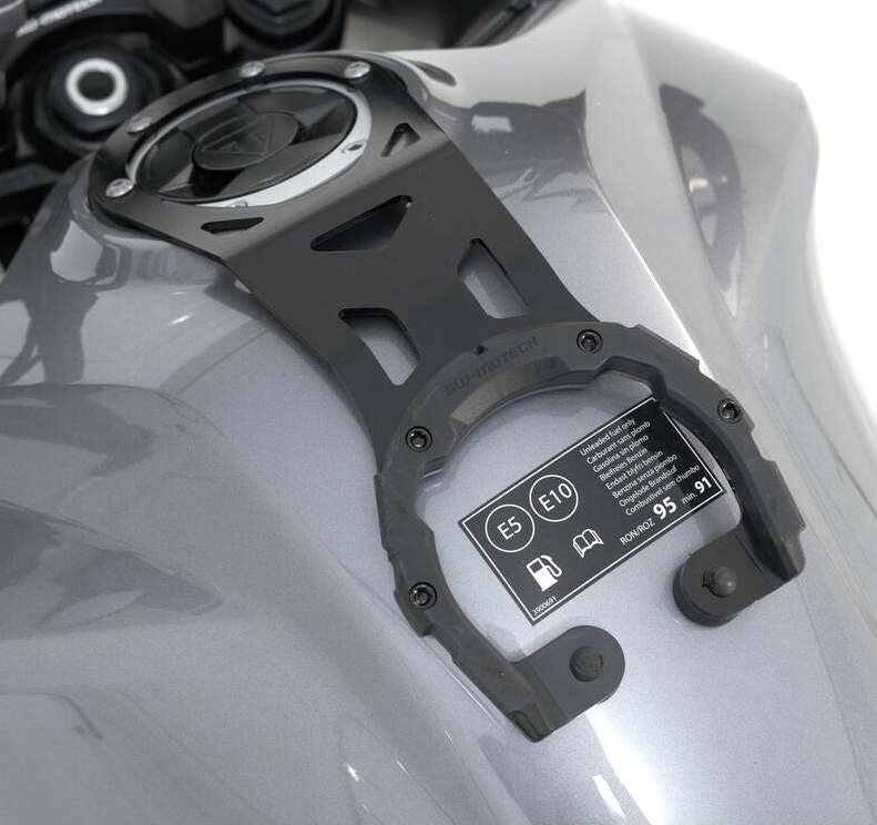 タイガースポーツ660/800 PRO タンクバッグアダプター SW-MOTECH_1