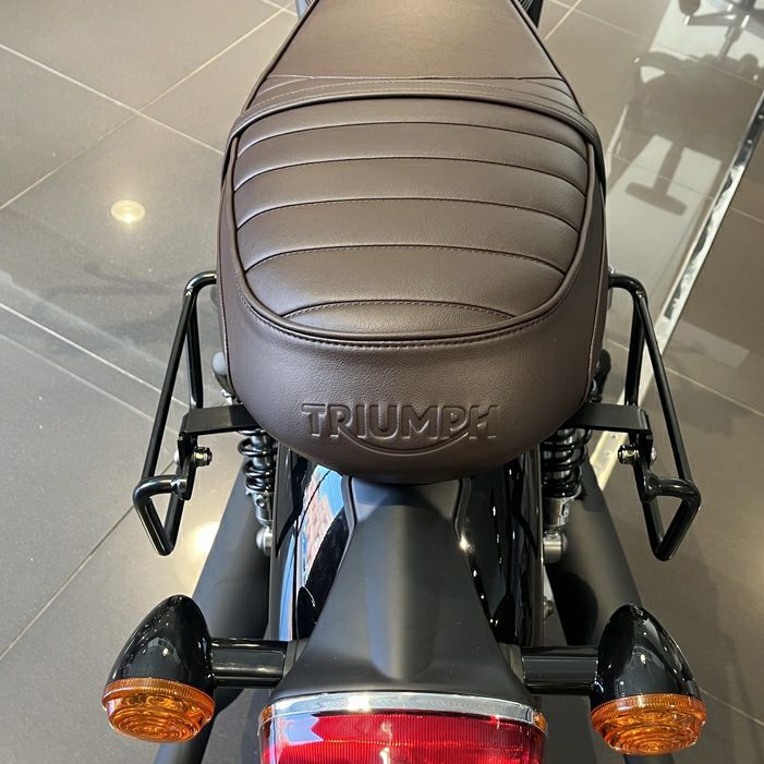 トライアンフ 水冷 T100 T120 サドルバッグ ステー サテンブラック