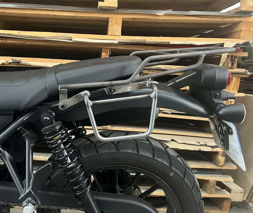 CL250/CL500 サドルバッグ ステー ブラック 左側 La Poderosa | バイク