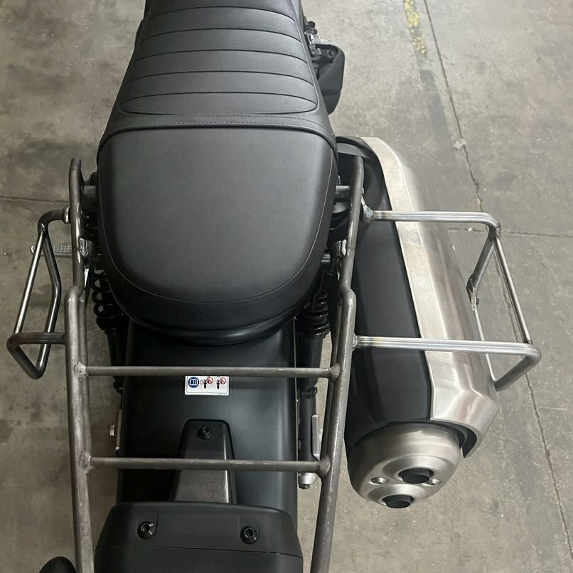 CL250/CL500 サドルバッグ ステー ブラック 左側 La Poderosa | バイク