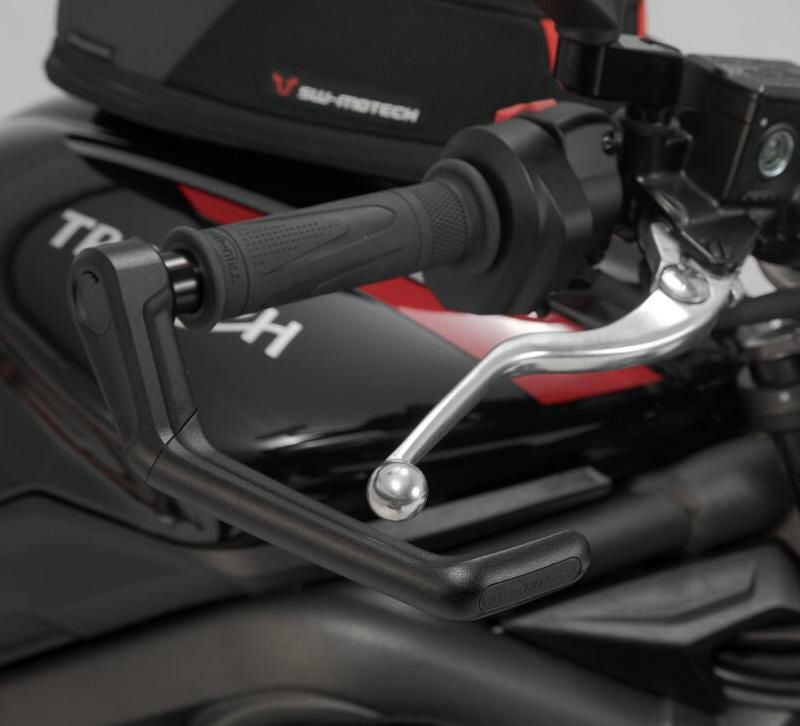 ストリートトリプル 660/765 ハンドルレバーガード SW-MOTECH_1