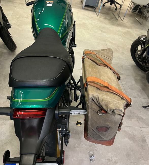Z650RS サドルバッグ ステー ブラック 左右セット La Poderosa